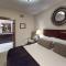 Luxury 4 Bedroom Penthouse In Lionshead Village With Rooftop Pool, Just A Short Walk To Gondola