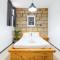 Cathedral Apartment