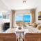 Beach apartment with terrace and private parking