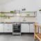 Beautiful Home In Stinjan With Kitchen