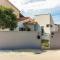 Beautiful Home In Stinjan With Kitchen