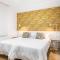 Beach apartment with terrace and private parking