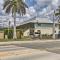 Idyllic Fort Pierce Retreat - Walk to Beach! - Форт-Пирс