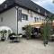 Renato HOUSE