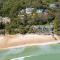 Seaviews Little Cove beach Noosa,2bd 200m to beach