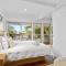 Seaviews Little Cove beach Noosa,2bd 200m to beach