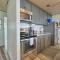 Lakefront Cottage Near Wineries and State Parks!