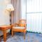 Yaling Hotel