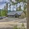 Elegant Priest Lake Townhome about 1 Mi From Lake - Coolin