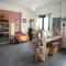 Eri Rooms to Let