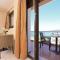Faros Luxury Suites