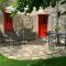 Medieval mountain setting with private garden - Colletta