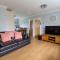 Immaculate Gower Getaway with Pool & Facilities