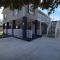SuperValue Suite #1 @ East End Revitalized - هيوستن
