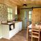 Stepping Stones Glamping ‘the olive’