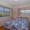 Beachfront Hideaway - Matarangi Holiday Home - Matarangi