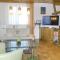 2 Bedroom Lovely Apartment In Nahetal-waldau - Hinternah