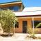 Ningaloo Breeze Villa 3 - 3 Bedroom Fully Self-Contained Holiday Accommodation - Exmouth