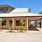 Ningaloo Breeze Villa 3 - 3 Bedroom Fully Self-Contained Holiday Accommodation - Exmouth