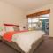 Sands Beach House - Matarangi Holiday Home - Matarangi