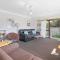 At The Mount - Mt Maunganui Holiday Home - 芒格努伊山