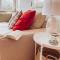 BELLA KALMA, acogedora casa con parking, jardin y wifi