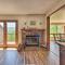 Timber Creek Townhome with 2 Decks and Mtn Views!