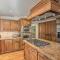 Redding Getaway with Hot Tub and Outdoor Kitchen! - Redding