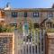 Honeysuckle Cottage - Norfolk Holiday Properties - Bacton