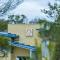 Stylish Holiday Home opposite Surf