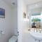 Stylish Holiday Home opposite Surf