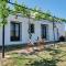 Awesome Home In Constantina With Wifi - Константина