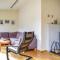 3 Bedroom Cozy Home In Forsand