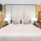 Nayang Beach Brand New Executive Luxury Condo Nayang Beach Brand New Executive Luxury Condo