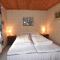 2 Bedroom Cozy Home In Sjötorp
