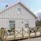 Beautiful Home In Fjällbacka With Sauna