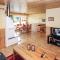 Amazing Home In Auklandshamn With Sauna