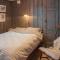 Four-Bedroom Holiday Home In Rendalen