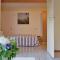 Beautiful Home In Wemeldinge With Wifi