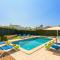 Villa Sol Blanc by Villa Plus