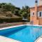 Hillside Seaview Apartment