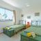 Villa Tamarindos by Villa Plus