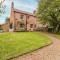 Haclins Cottage - Norfolk Holiday Properties - Fakenham