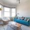 Airy 2 bedroom seaside flat with garden. Sleeps 3 - Kent