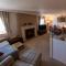 3, The Dolphin, 49 Quay Street - Stunning apartment - Quintessential - Quay views - Sleeps 2-4 people