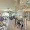 2 Mi to London Bridge Lake Havasu Getaway