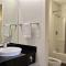 Motel 6-Middleburg Heights, OH - Cleveland