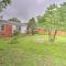 Pet-Friendly Tulsa Digs with Deck and Fenced Yard - تولسا