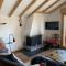 Verbier Sunny apt, fabulous view & balcony, sleeps 8
