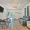 Hot Tub and 2 Game Rooms Family Poconos Getaway!